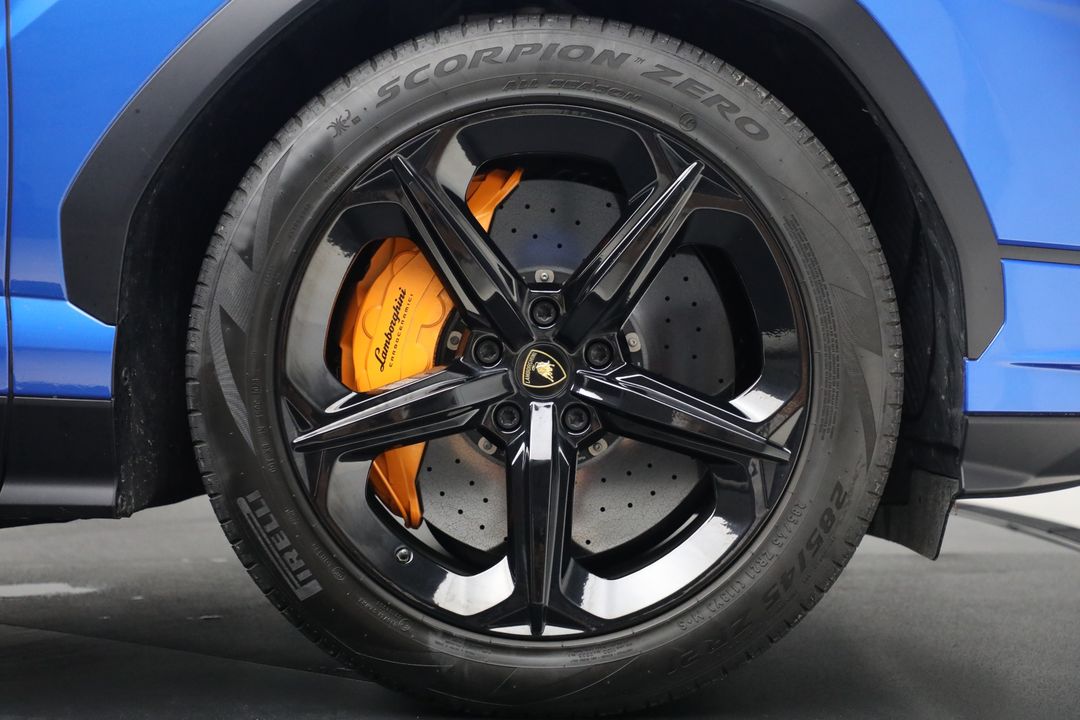2024 Lamborghini Urus