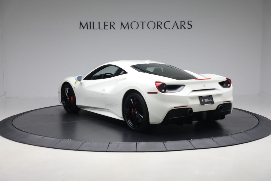 2016 Ferrari 488 GTB