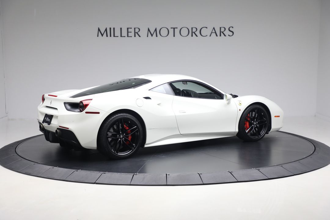 2016 Ferrari 488 GTB