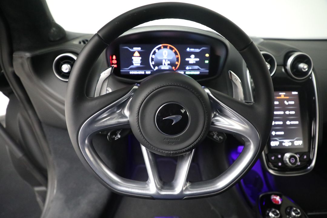 2025 McLaren GTS