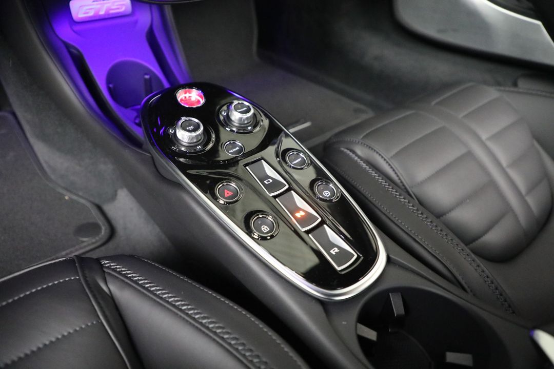 2025 McLaren GTS