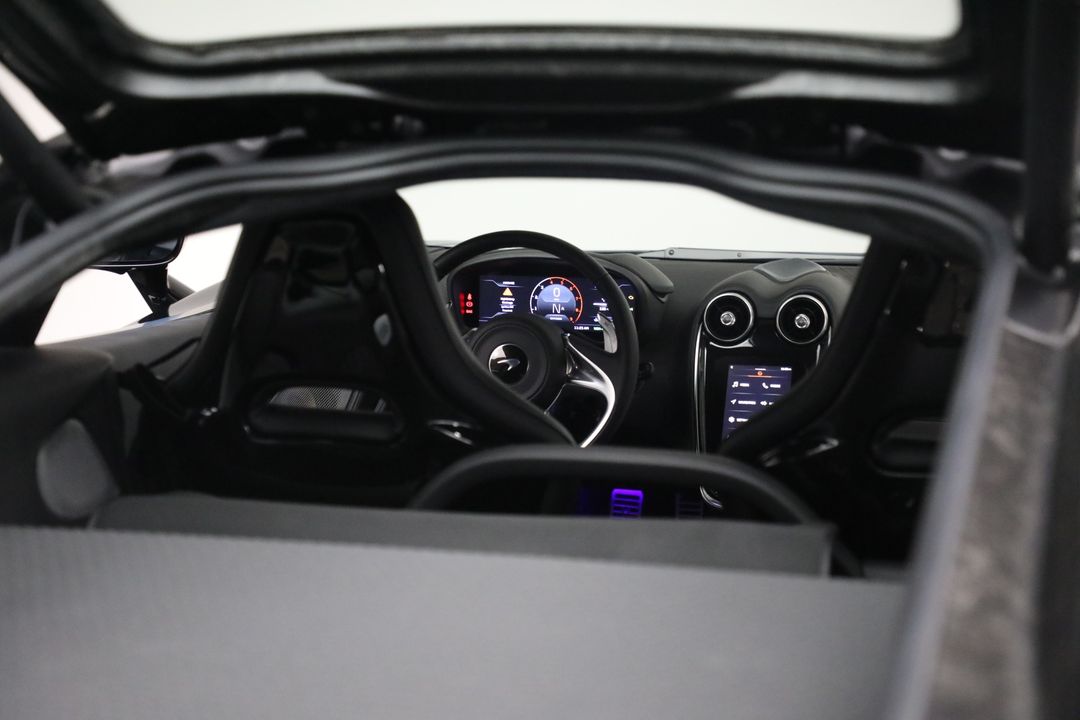 2025 McLaren GTS
