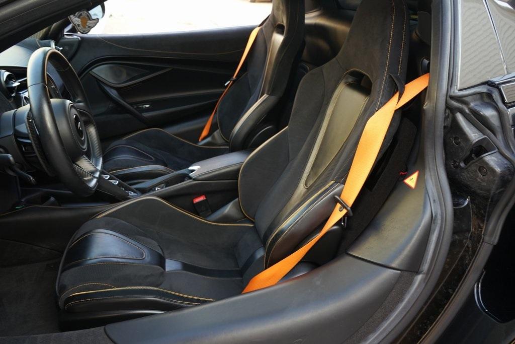 2020 McLaren 720S