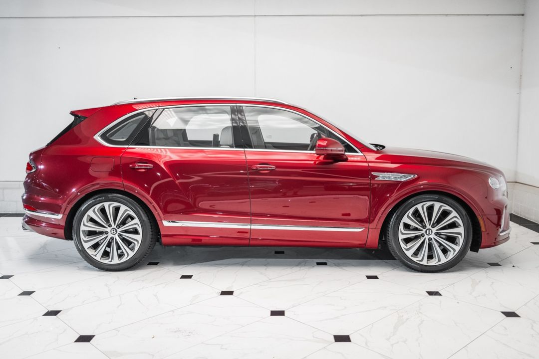 2025 Bentley Bentayga