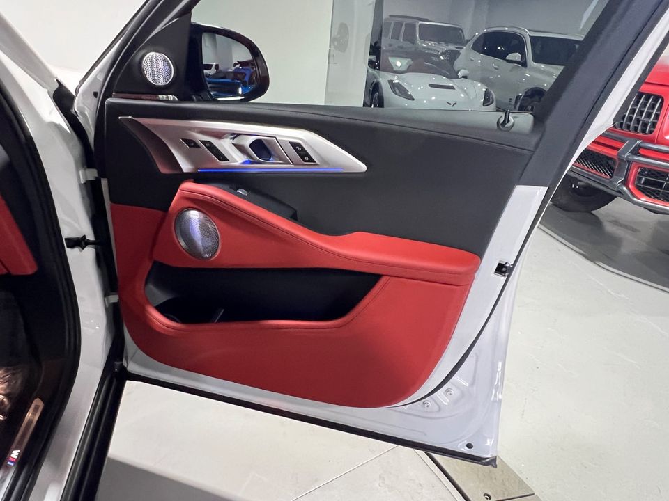 2023 BMW XM Hybrid AWD B/W DS Pkg M-Driver Pkg - Full Matte PPF