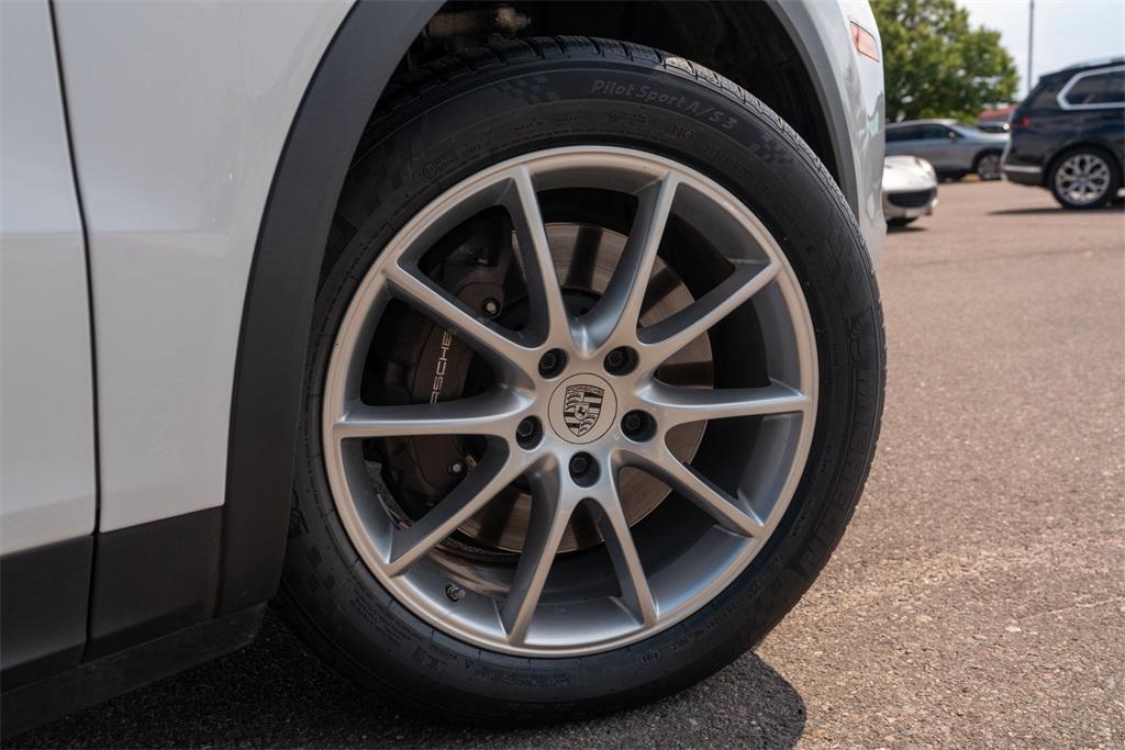 2023 Porsche Cayenne
