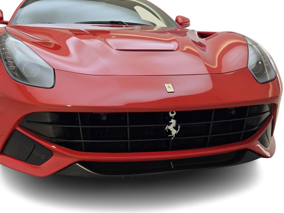2016 Ferrari F12