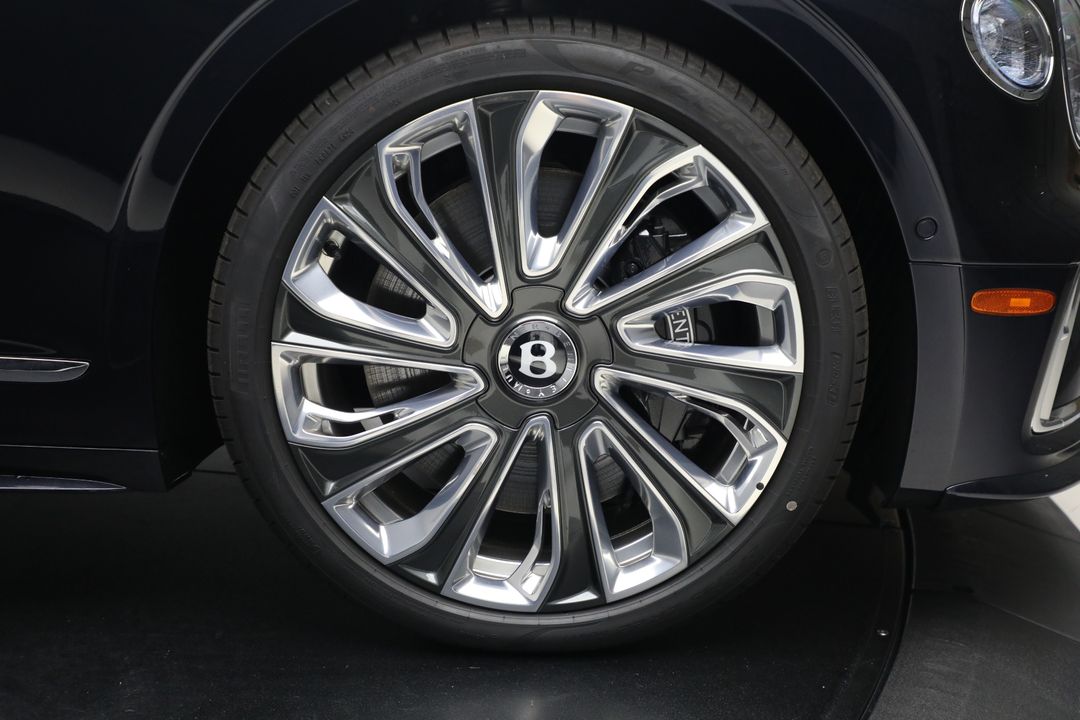 2025 Bentley Flying Spur