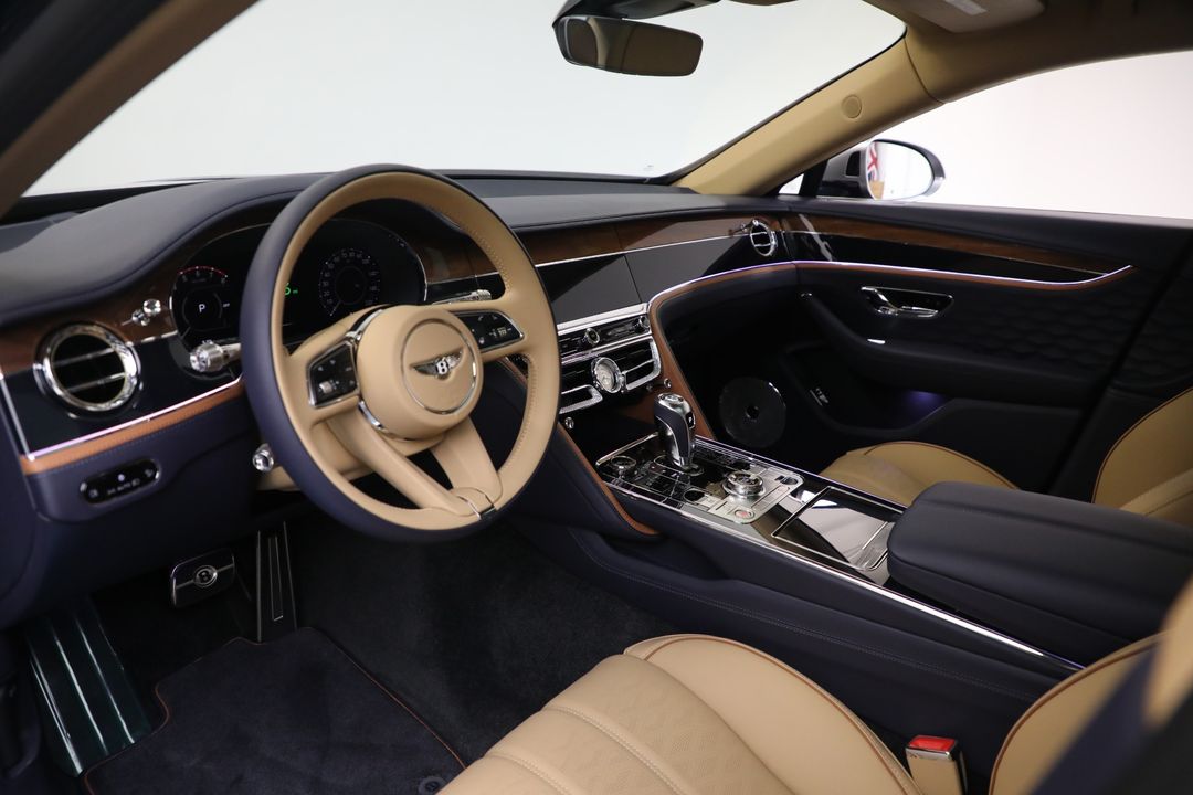 2025 Bentley Flying Spur