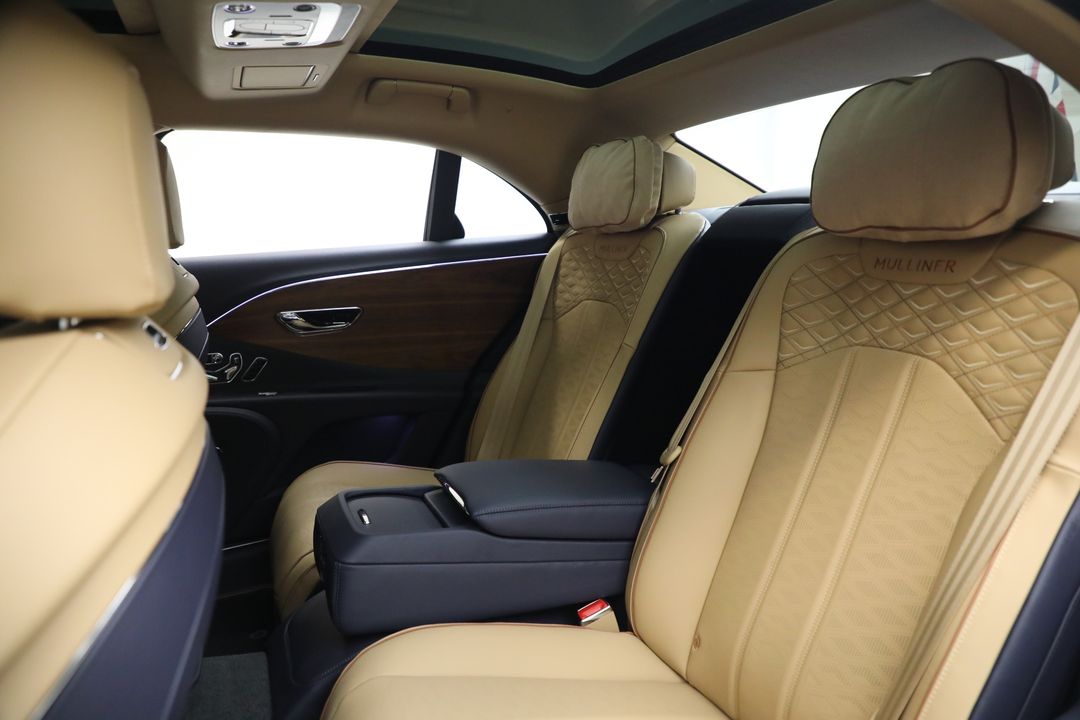 2025 Bentley Flying Spur