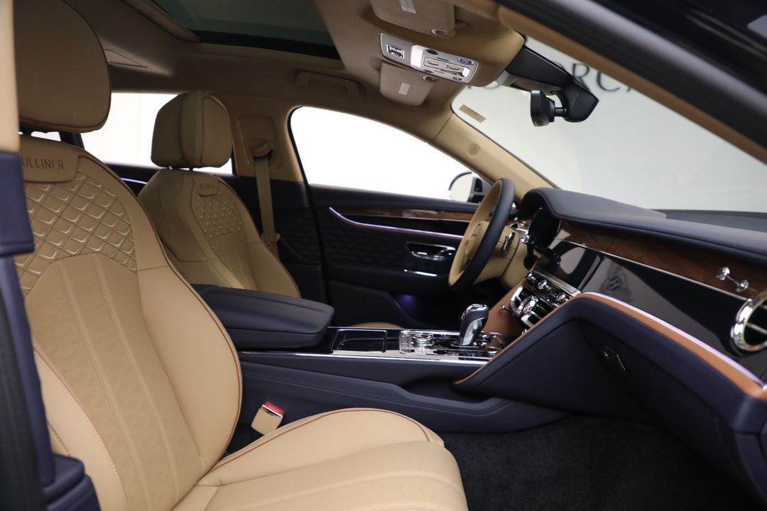 2025 Bentley Flying Spur