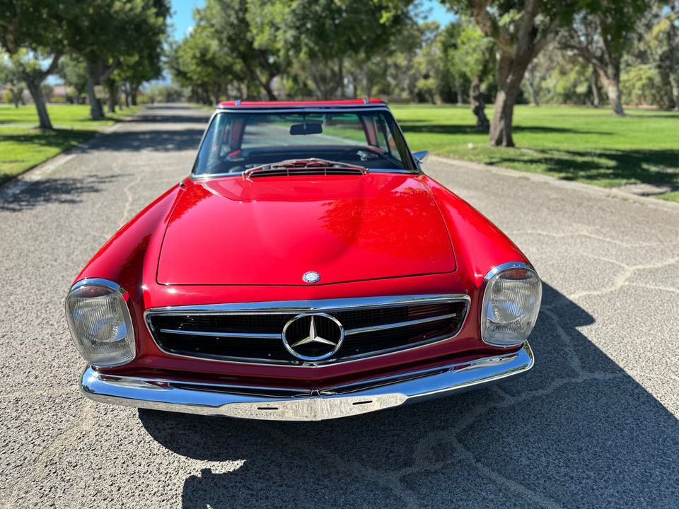 1968 Mercedes Benz 280 SL