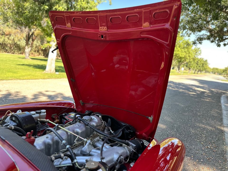 1968 Mercedes Benz 280 SL