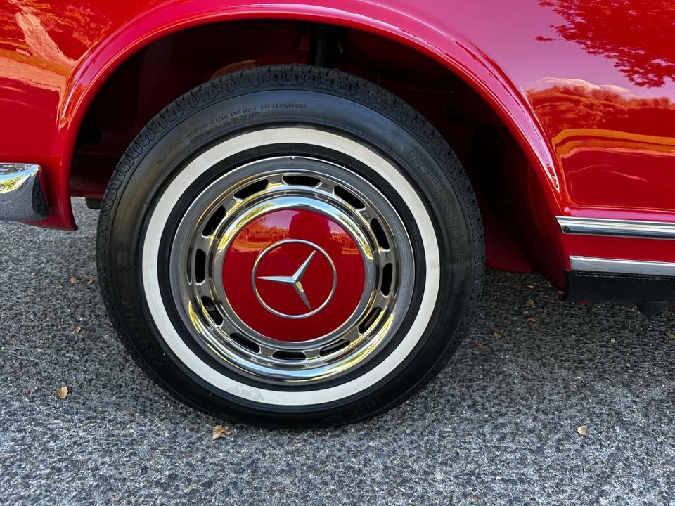 1968 Mercedes Benz 280 SL