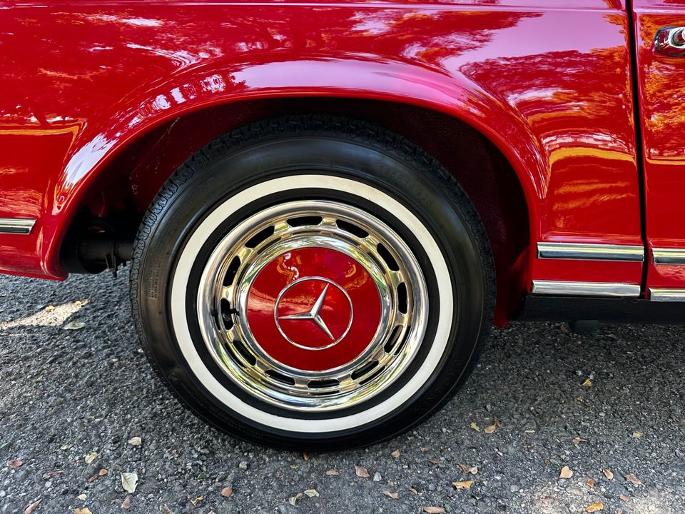 1968 Mercedes Benz 280 SL
