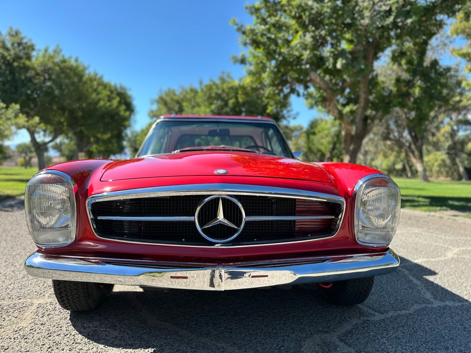 1968 Mercedes Benz 280 SL