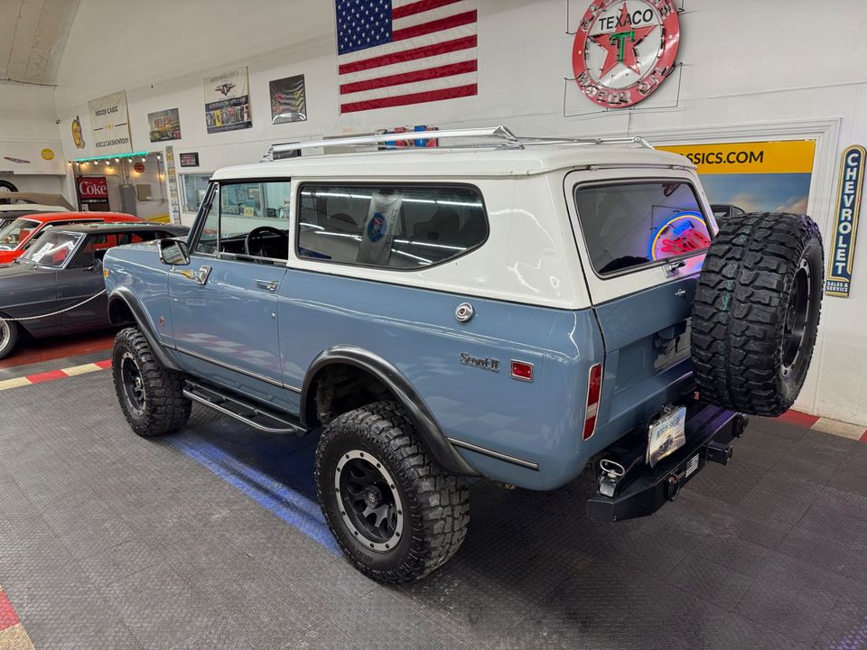 1971 International Scout 2