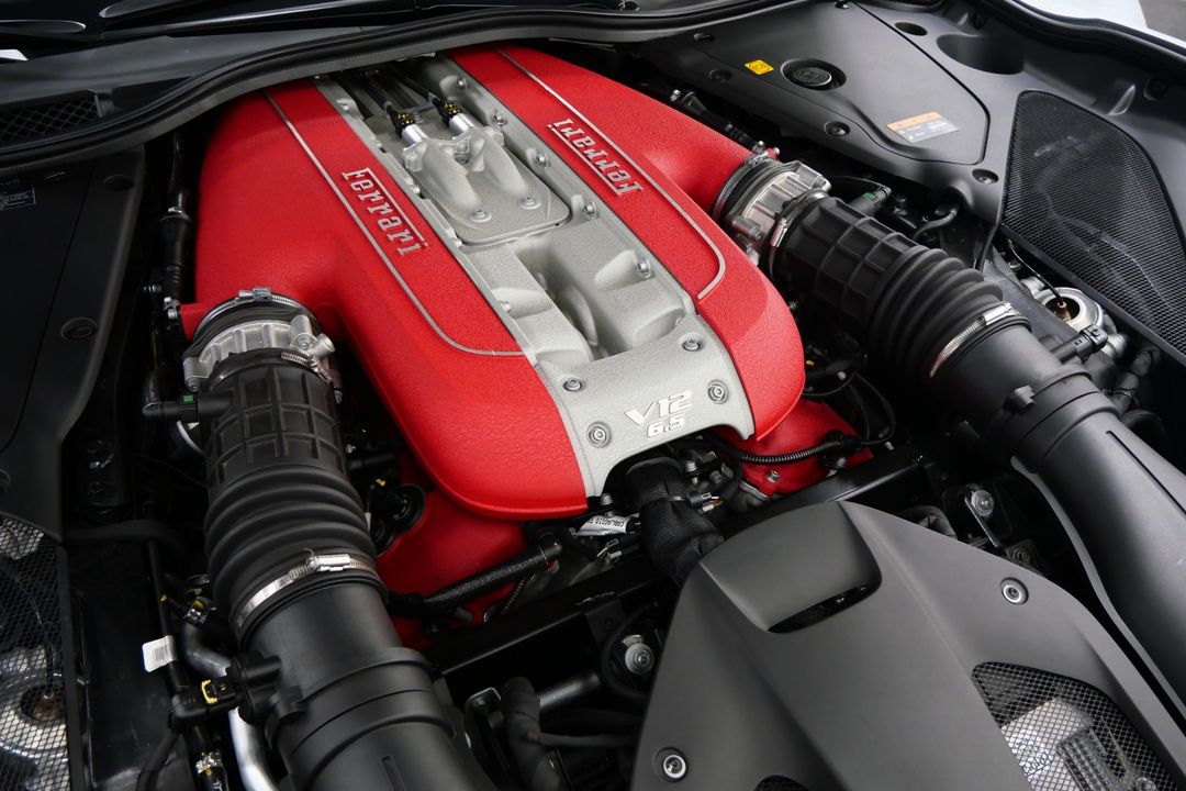 2019 Ferrari 812
