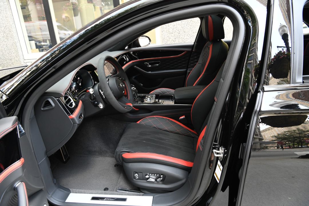 2024 Bentley Flying Spur