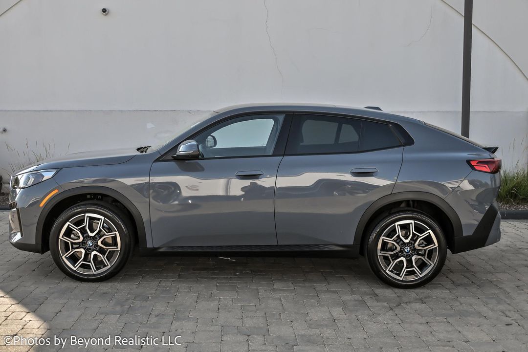 2025 BMW X2