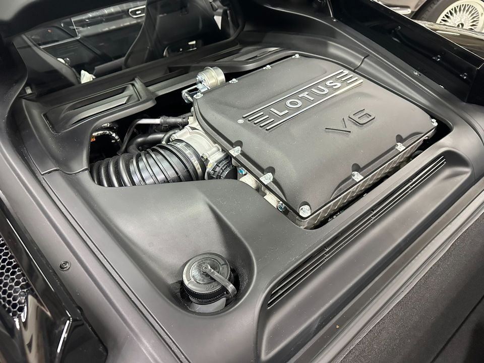 2025 Lotus Emira V6