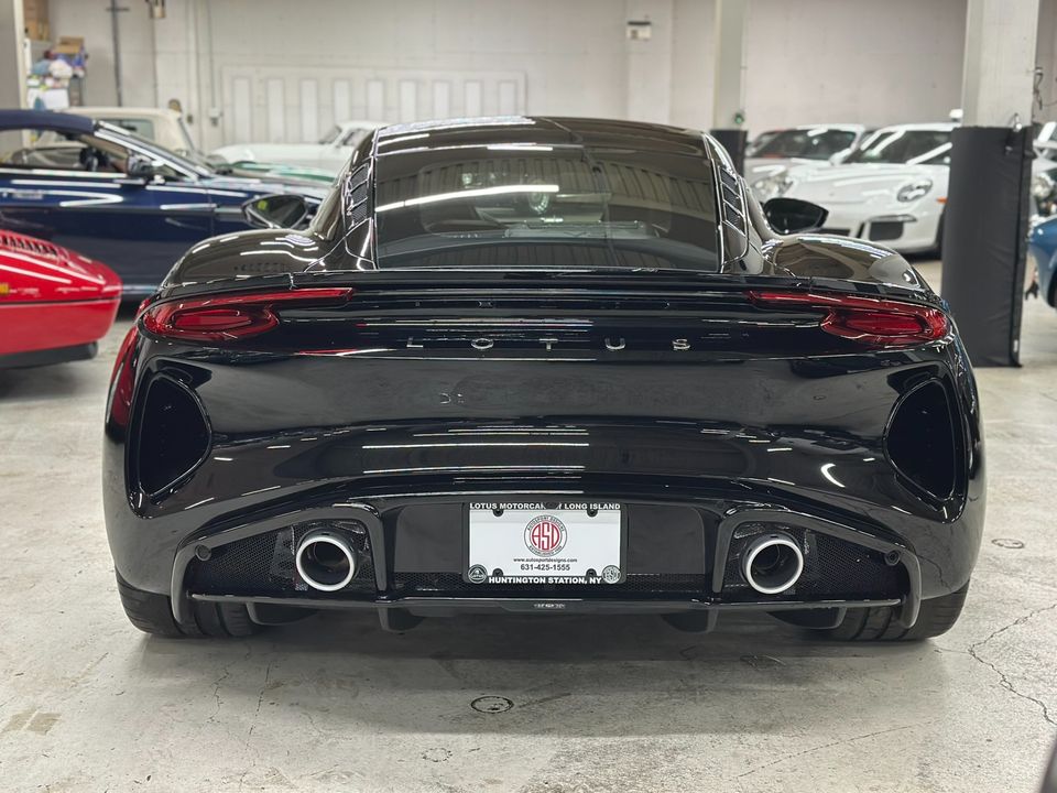2025 Lotus Emira V6