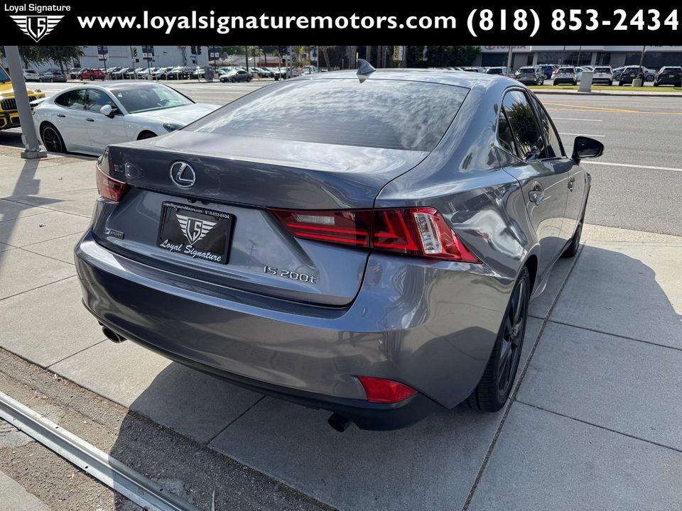 2016 Lexus IS 200t