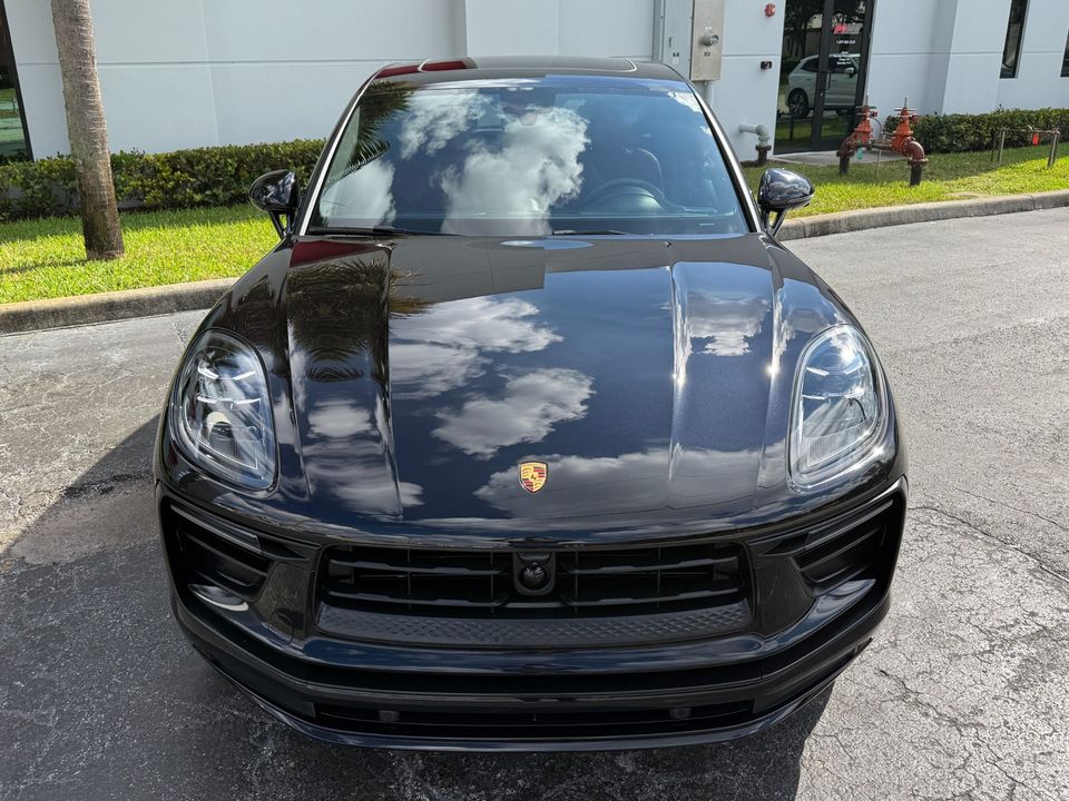 2024 Porsche Macan