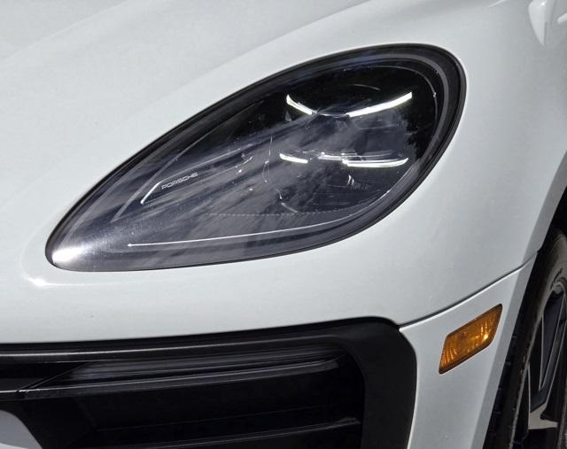 2022 Porsche Macan