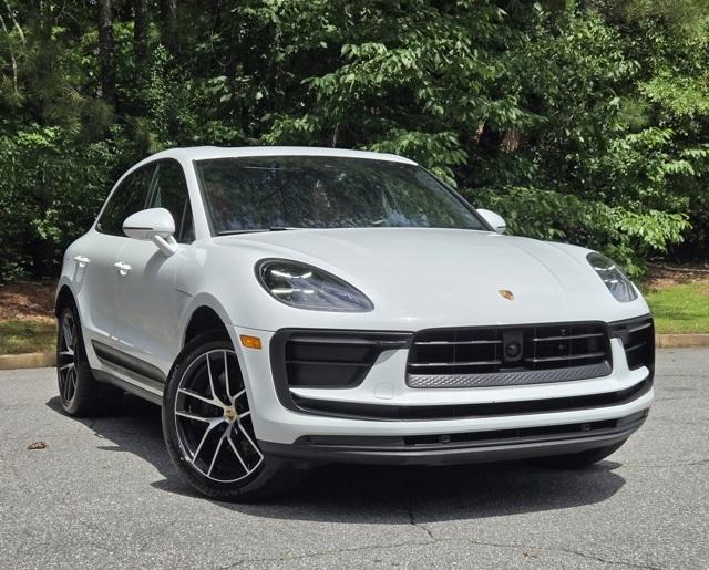 2022 Porsche Macan