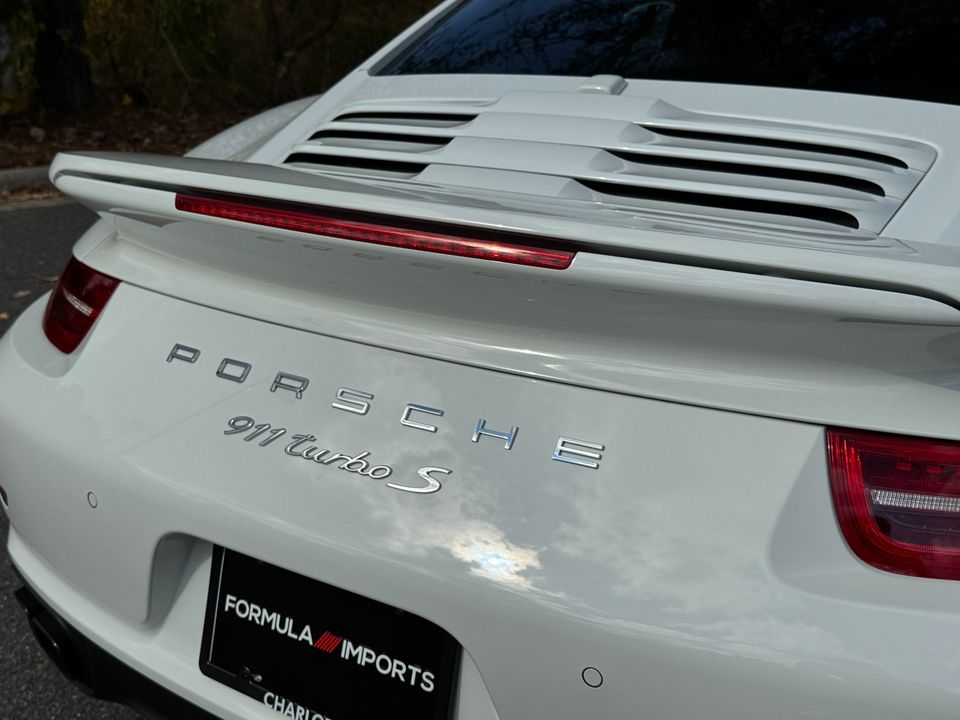 2014 Porsche 911 Turbo S
