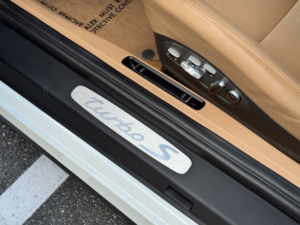 2014 Porsche 911 Turbo S