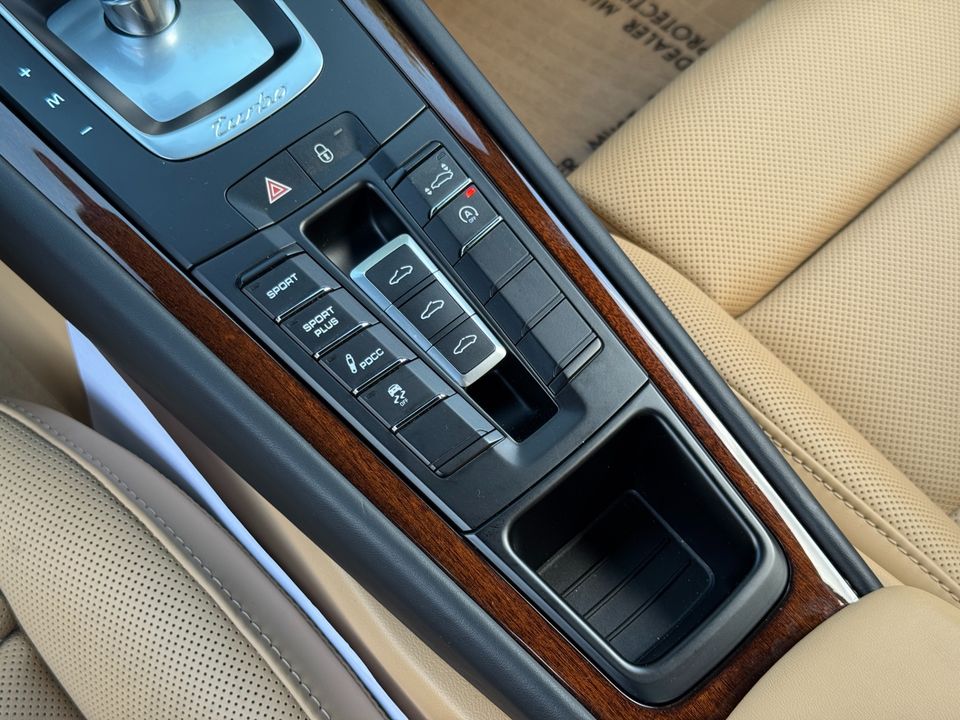 2014 Porsche 911 Turbo S