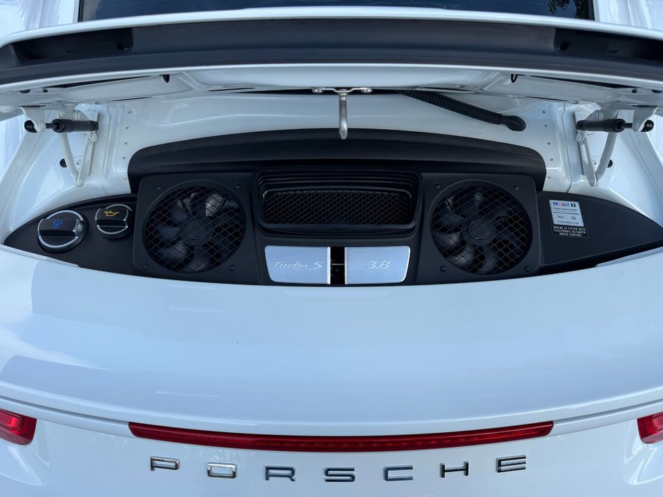 2014 Porsche 911 Turbo S