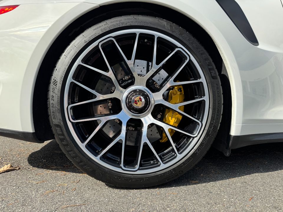 2014 Porsche 911 Turbo S