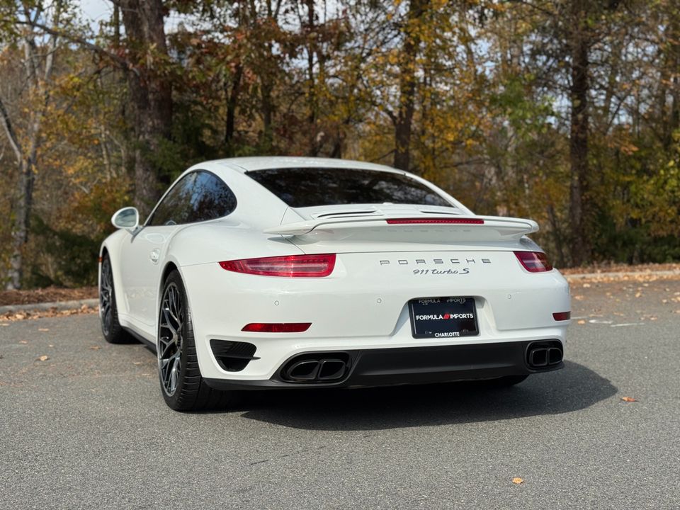 2014 Porsche 911 Turbo S