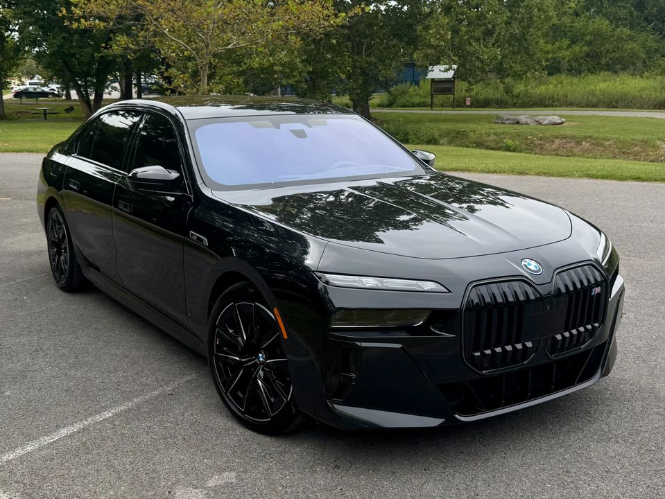 2024 BMW i7