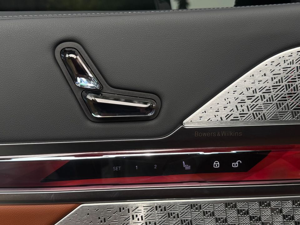 2024 BMW i7