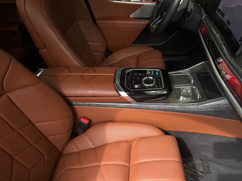 2024 BMW i7