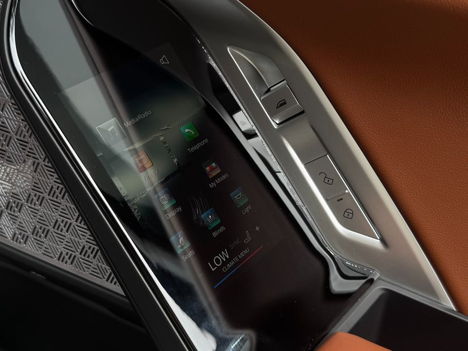 2024 BMW i7