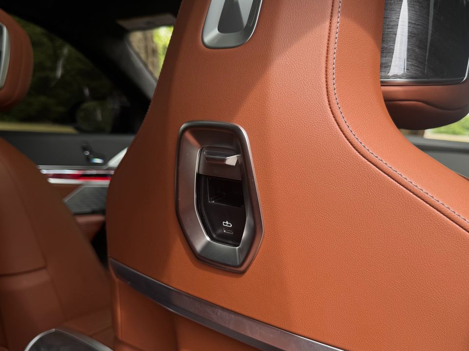 2024 BMW i7