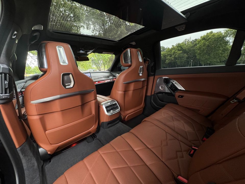 2024 BMW i7
