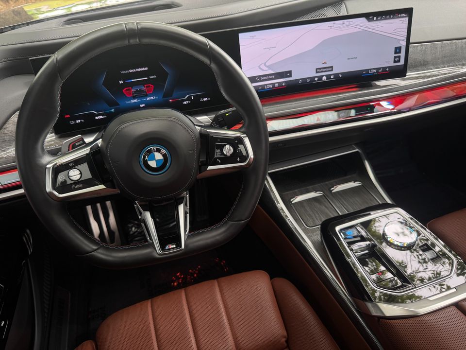 2024 BMW i7