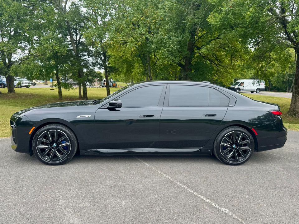 2024 BMW i7