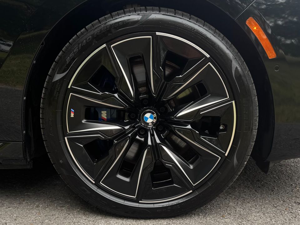 2024 BMW i7