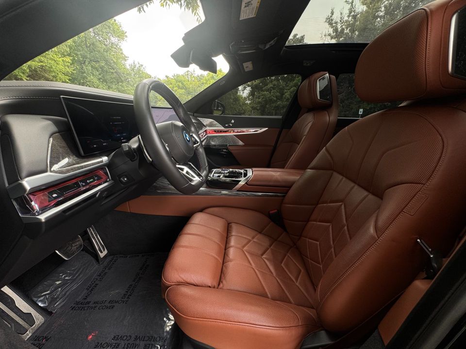 2024 BMW i7