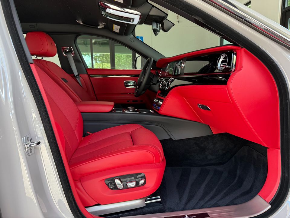 2022 Rolls-Royce Ghost