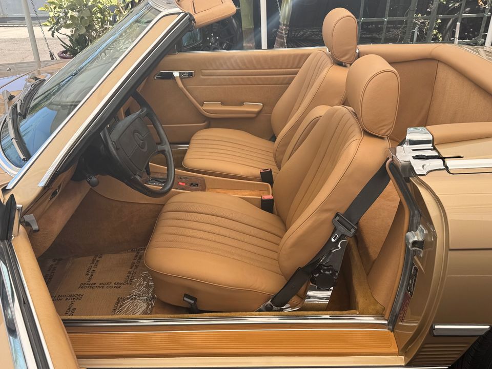 1986 Mercedes-Benz 560-Class