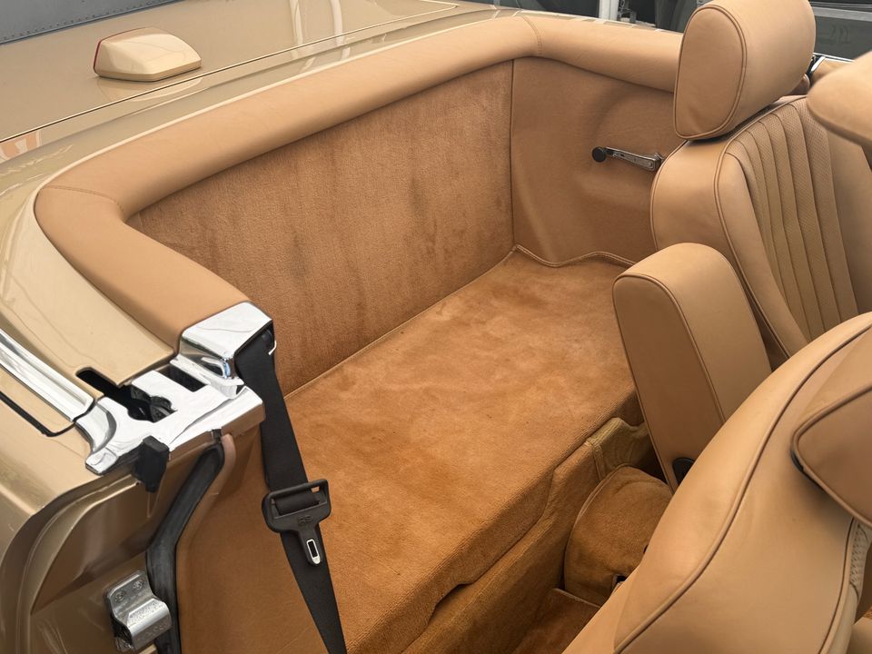 1986 Mercedes-Benz 560-Class