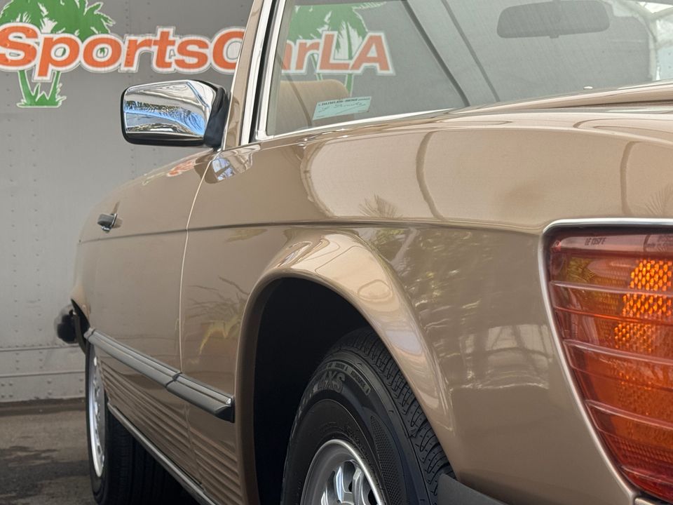 1986 Mercedes-Benz 560-Class